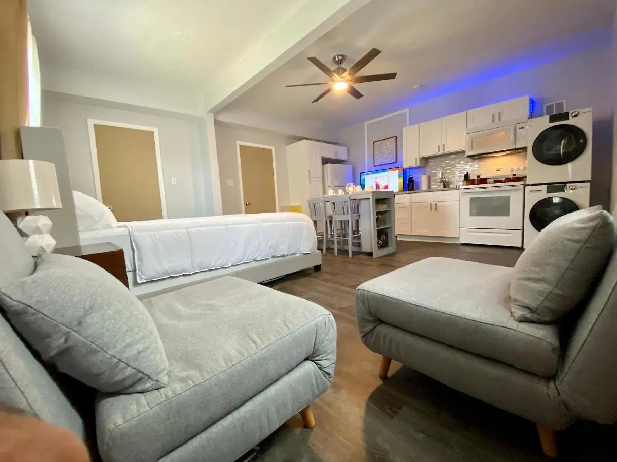 Guest house Bucs Stadium Studio Hotel Tampa United States