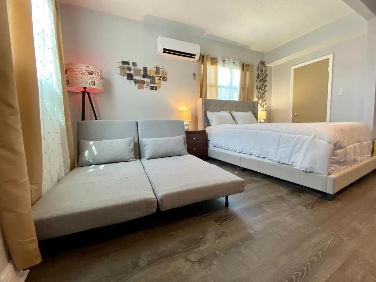 Guest house Bucs Stadium Studio Hotel Tampa United States